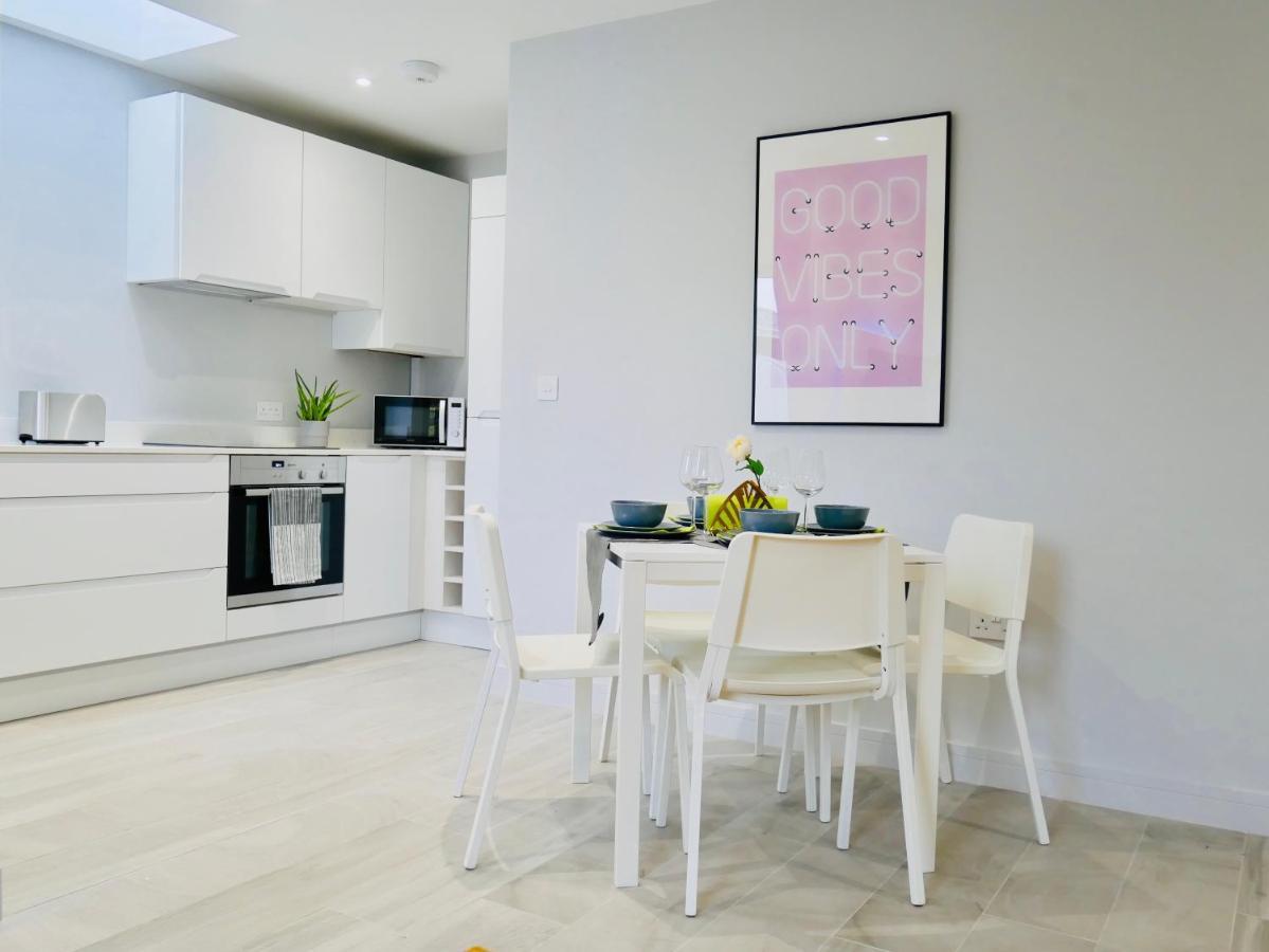 Beautiful Brand New Apartment Near The Beach Bournemouth Buitenkant foto